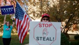 Facebook删除传播“ Stop The Steal”选举错误信息的页面