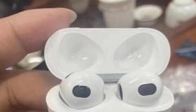 Apple显然已经在发售这些运行不可用固件的‌AirPods‌