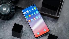 GalaxyS10上的时钟应用程序设置闹钟是一项非常棒的功能