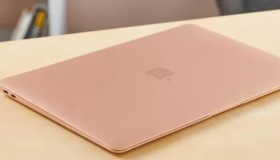 MacBookAir的处理器比SurfaceLaptop的处理器落后两代