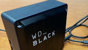 WD Black D50游戏底座评测