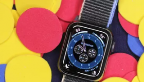 AppleWatchSE评测价格和功能之间的最佳折衷