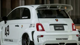 LibertyWalk推出Abarth595碳纤维宽体套件