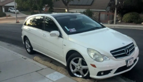 售价 7,500 美元的 2010 款 Mercedes R350 值得买吗